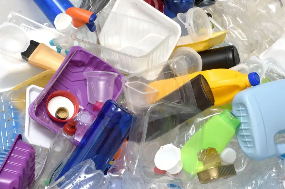 encuadernar con plastico reciclado - Qué se puede hacer con el plástico reciclado
